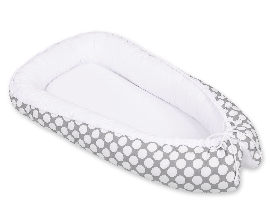 Baby nest double-sided Premium Cocoon for infants BOBONO- white dots/white