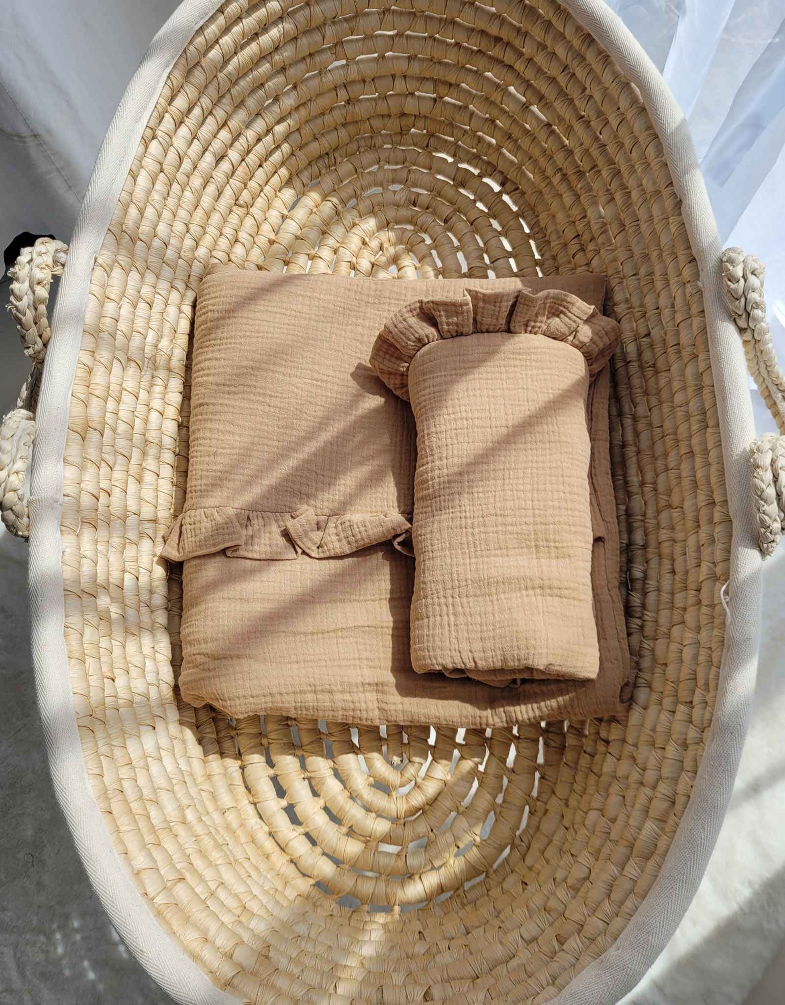 Duvet and a flat pillow MUSLIN with a frill- 2pcs set - camel
