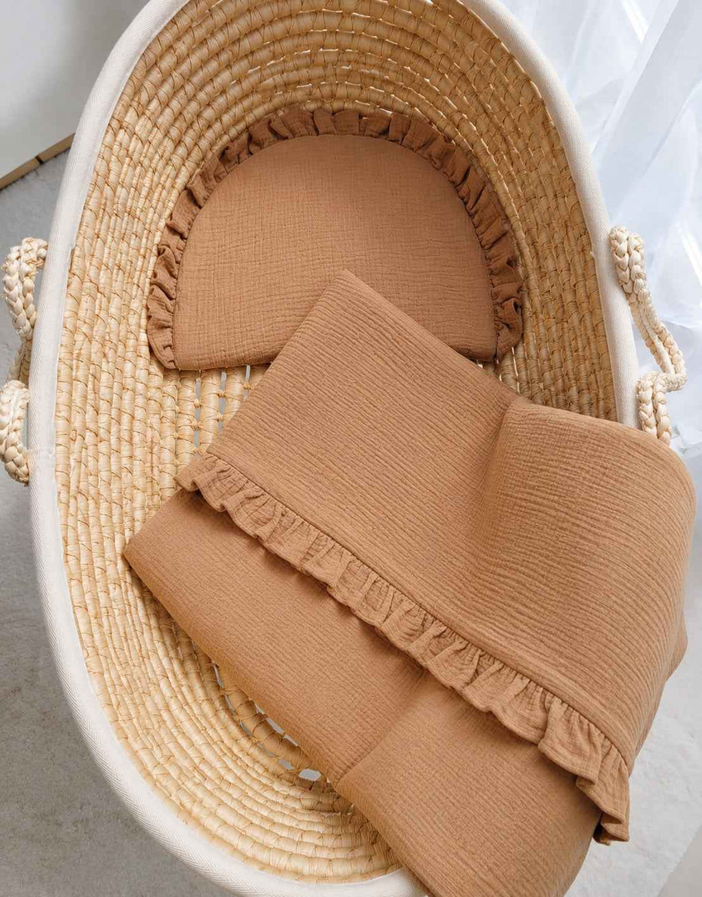 Duvet and a flat pillow MUSLIN with a frill- 2pcs set - camel