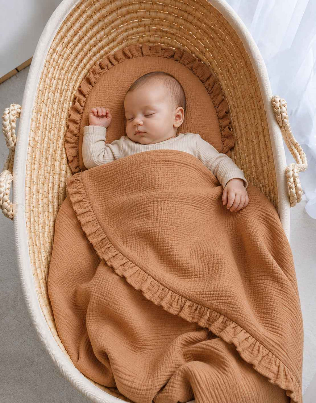 Duvet and a flat pillow MUSLIN with a frill- 2pcs set - camel