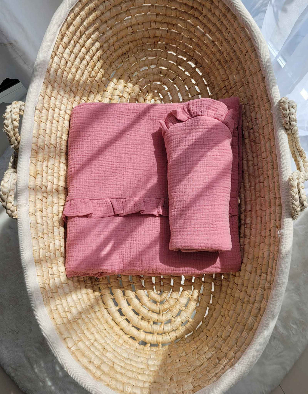 Duvet and a flat pillow MUSLIN with a frill- 2pcs set - retro pink