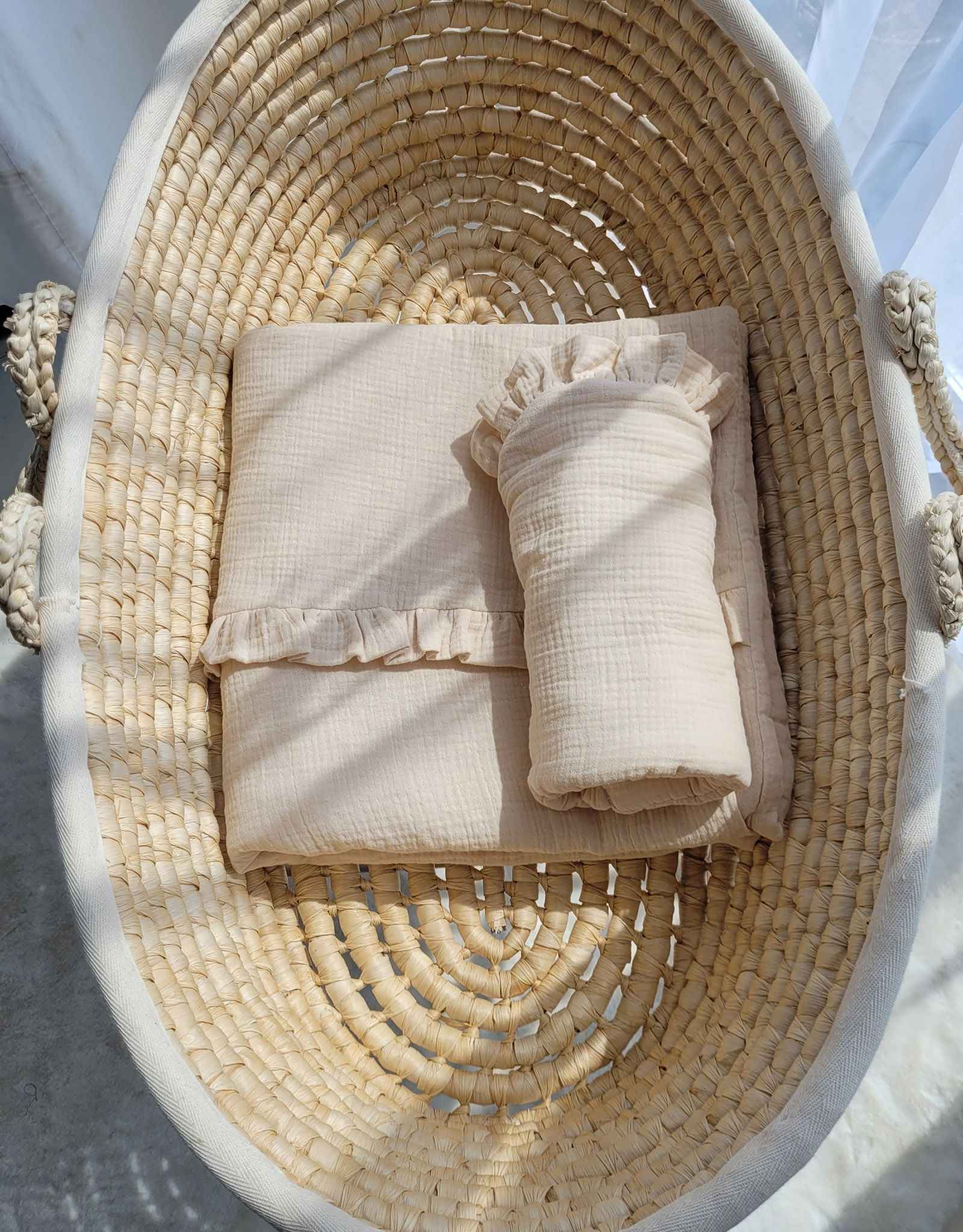 Duvet and a flat pillow MUSLIN with a frill- 2pcs set - cream