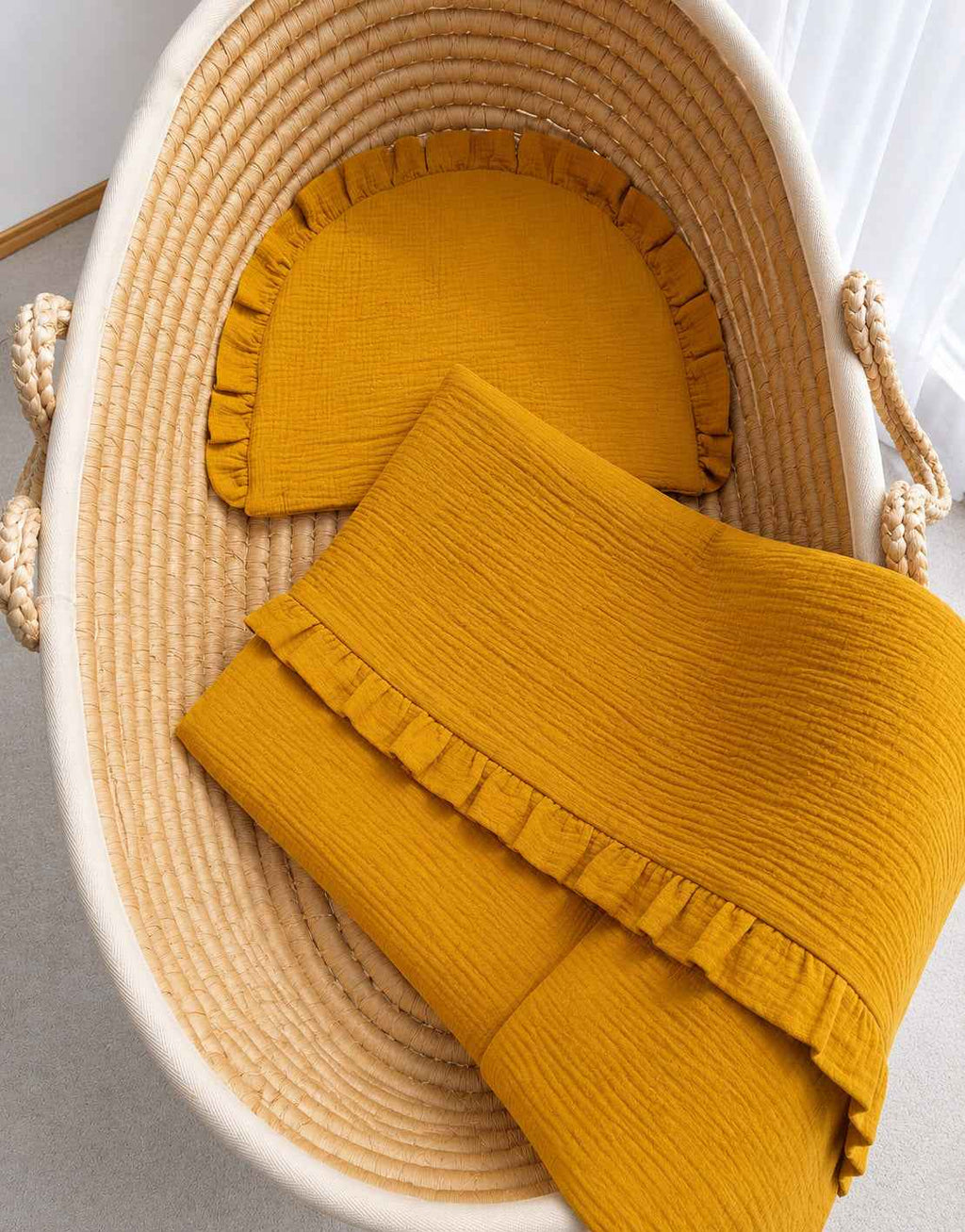 Duvet and a flat pillow MUSLIN with a frill- 2pcs set - honey-yellow