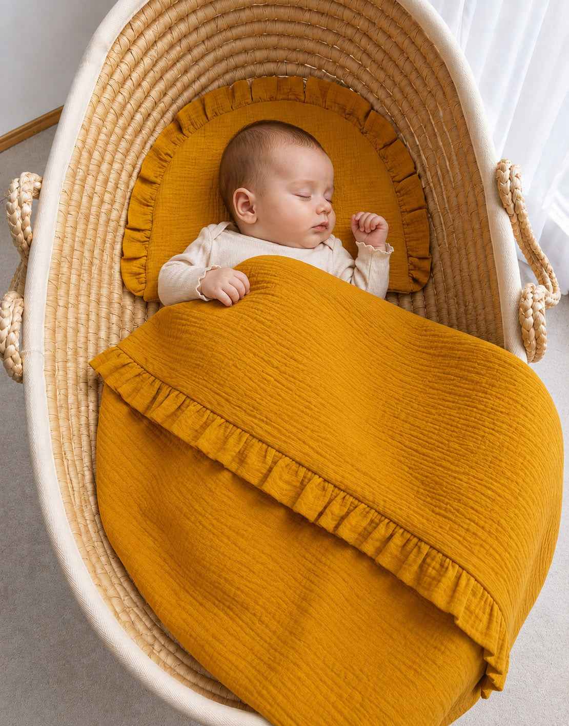 Duvet and a flat pillow MUSLIN with a frill- 2pcs set - honey-yellow