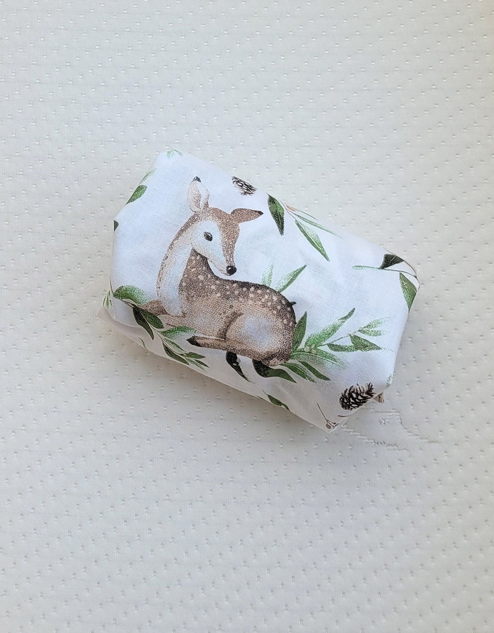 Sheet made of cotton for moses basket mattress 75x35 cm - Woodland green