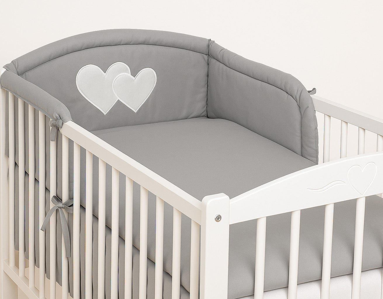 Universal crib rail bumper – Hearts anthracite