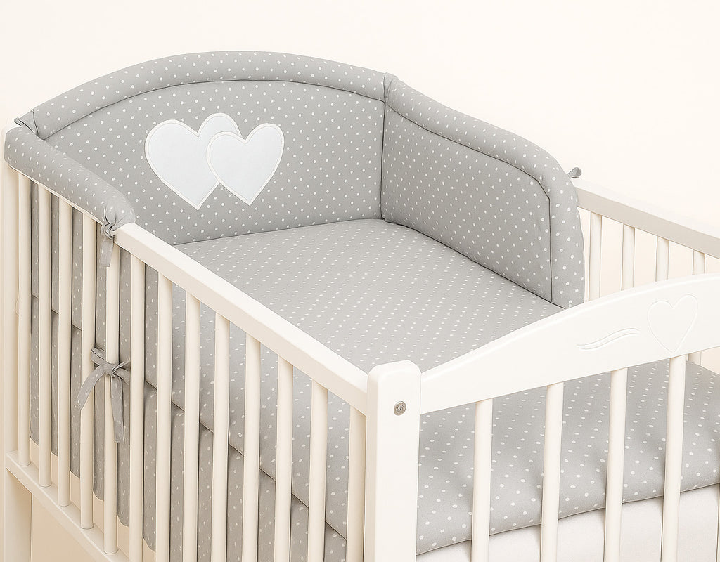 Universal crib rail bumper – Hearts white polka dots on grey