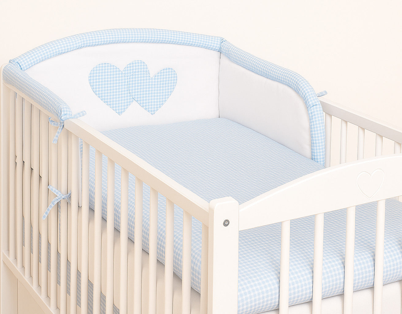 Universal crib rail bumper – Hearts blue checkered