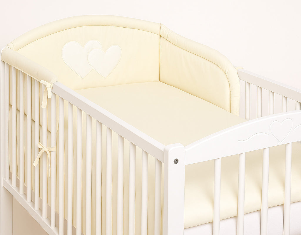 Universal crib rail bumper – Hearts cream
