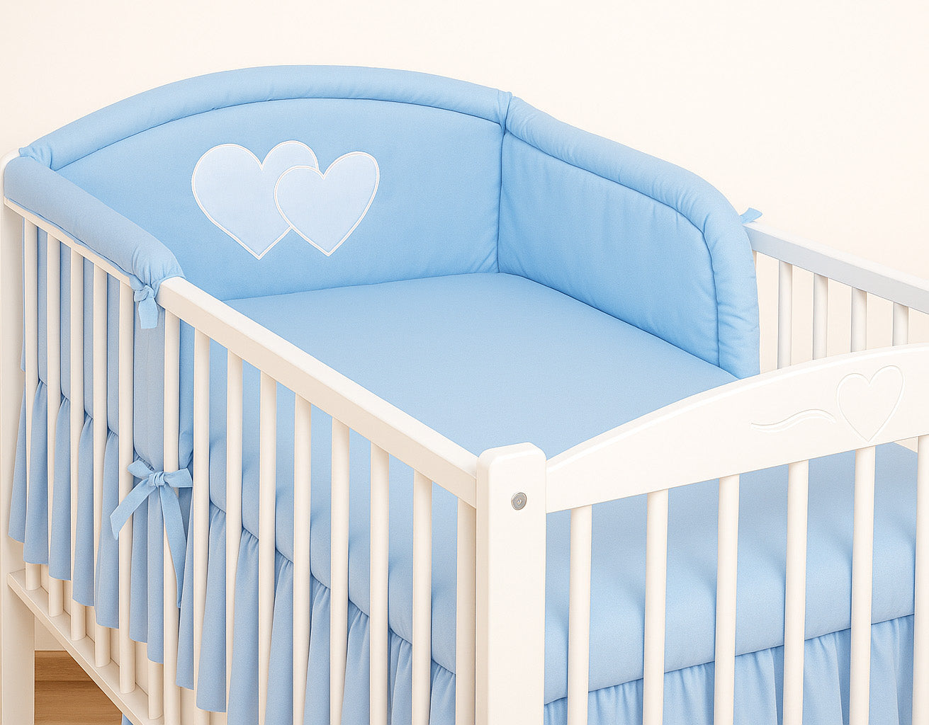 Universal crib rail bumper – Hearts blue