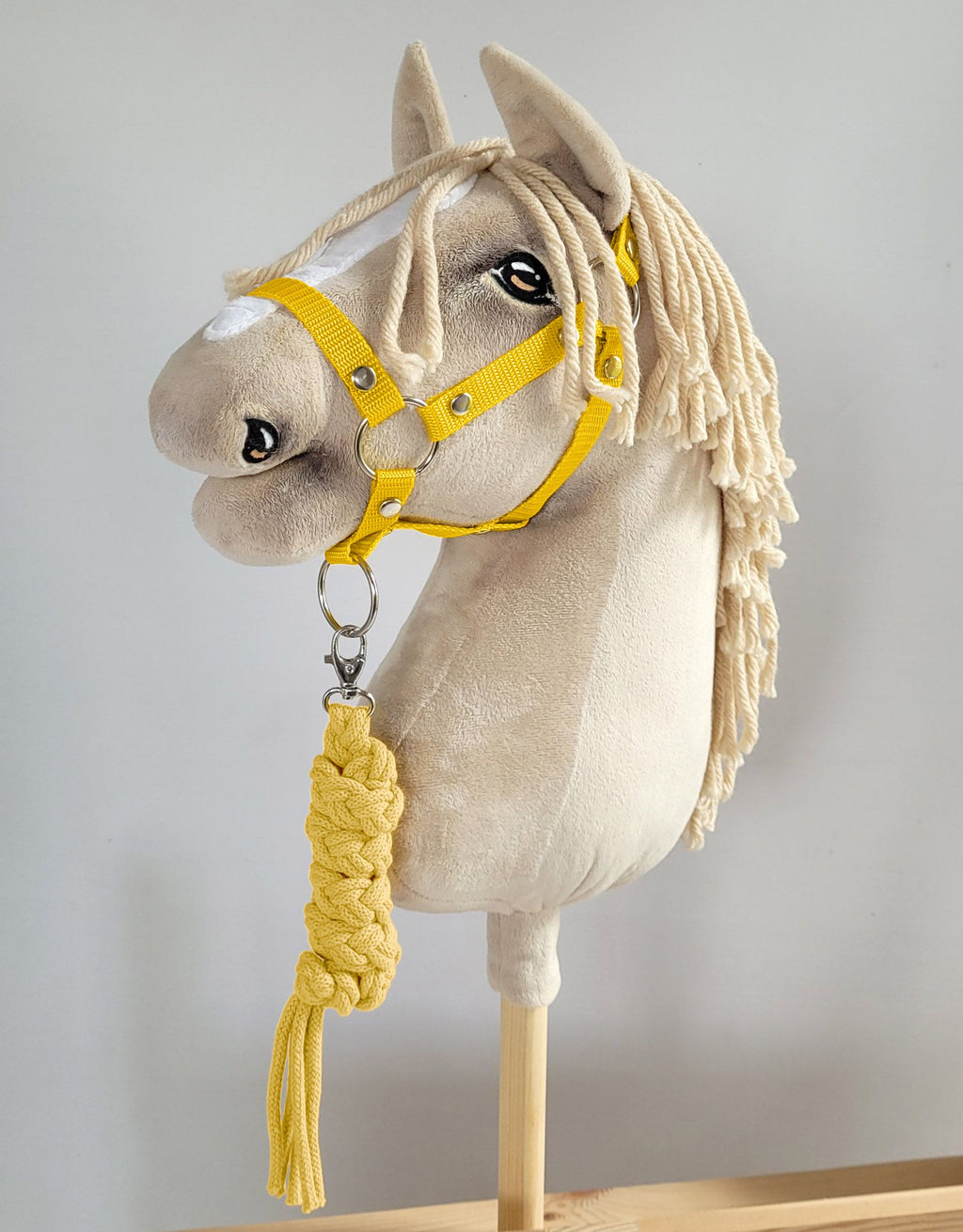 Tether for Hobby Horse made of double-twine cord - yellow