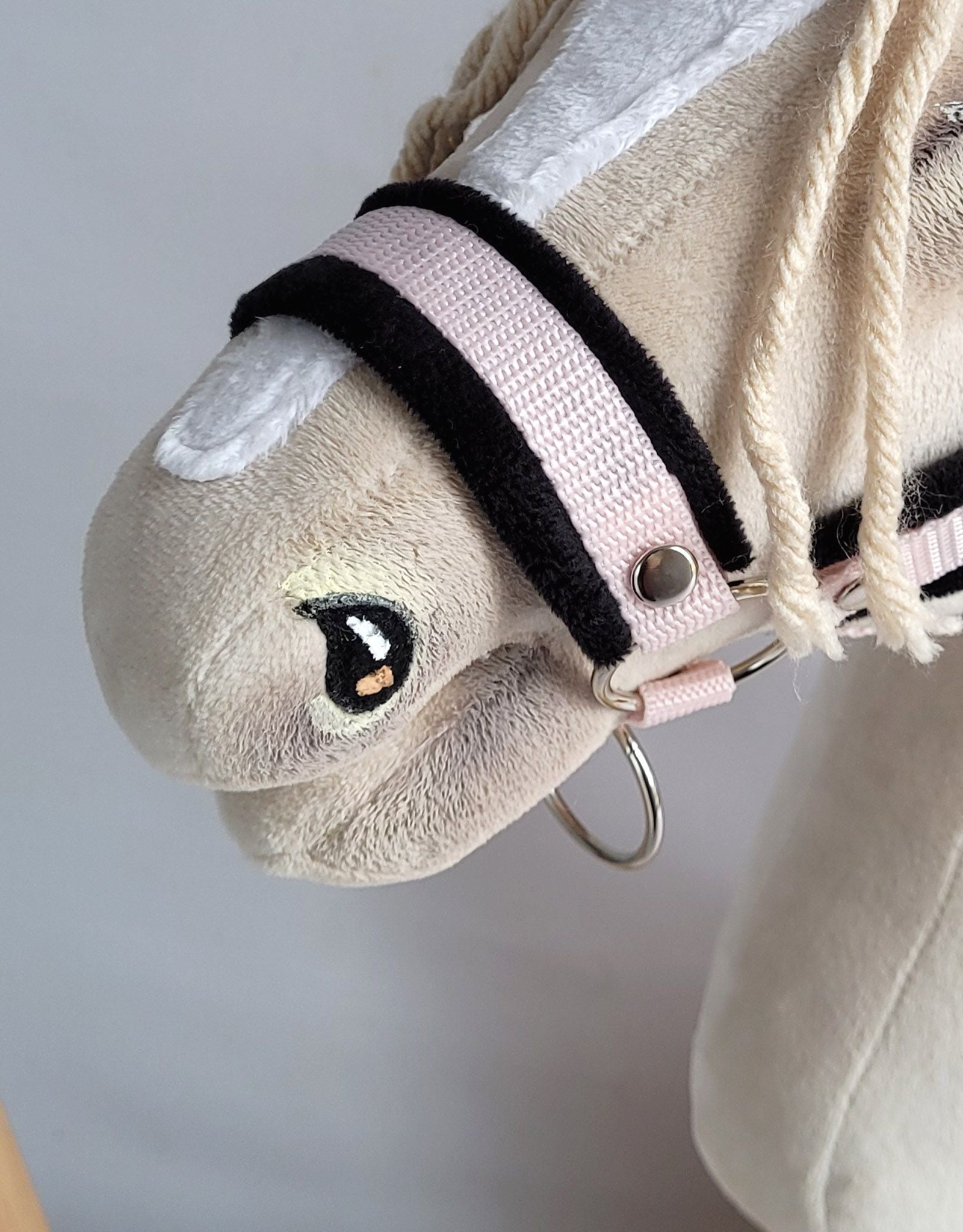 Set for Hobby Horse: the halter A3 with black furry + Tether made of cord - black-powder pink