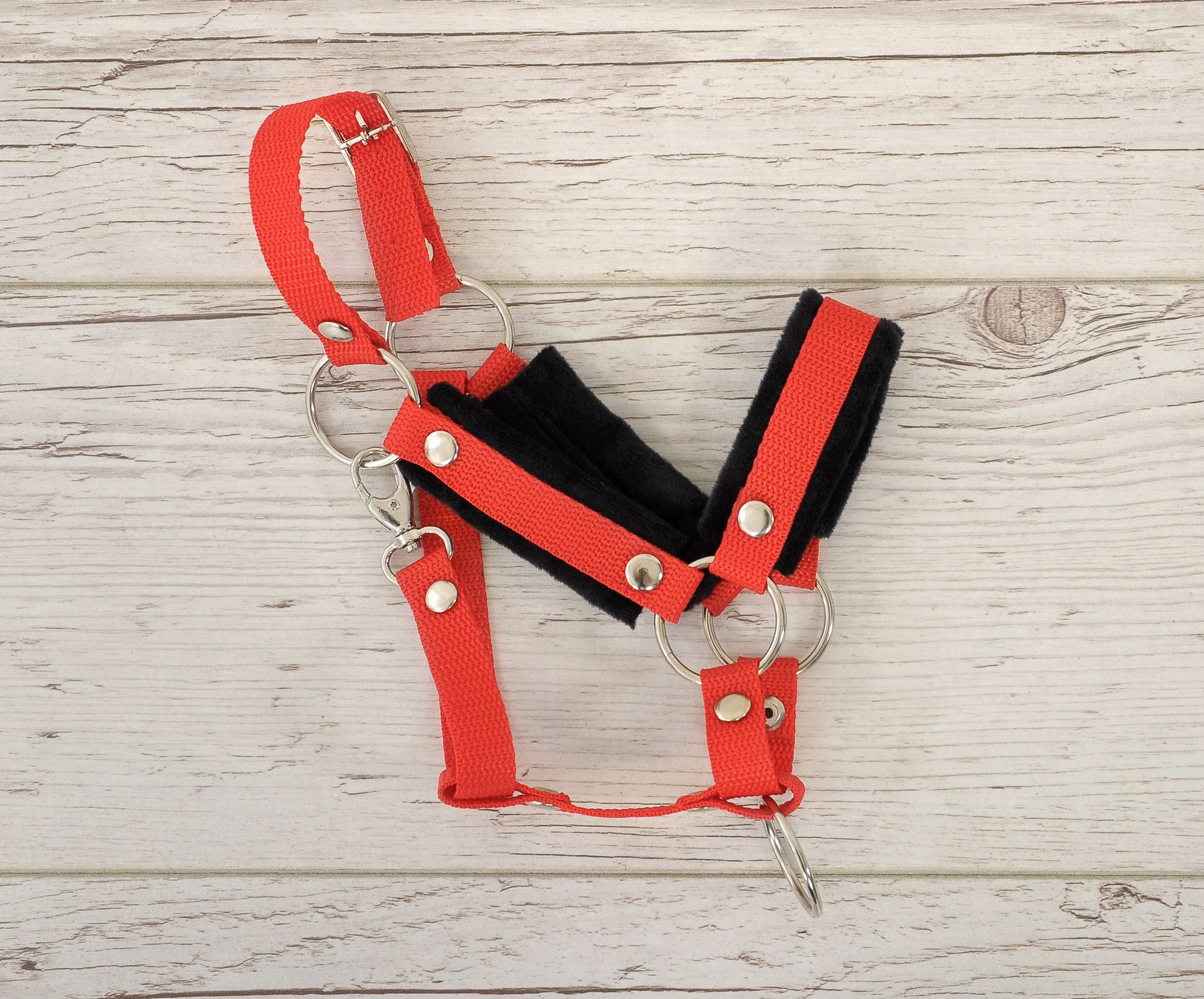The adjustable halter for Hobby Horse A3 - red with black furry