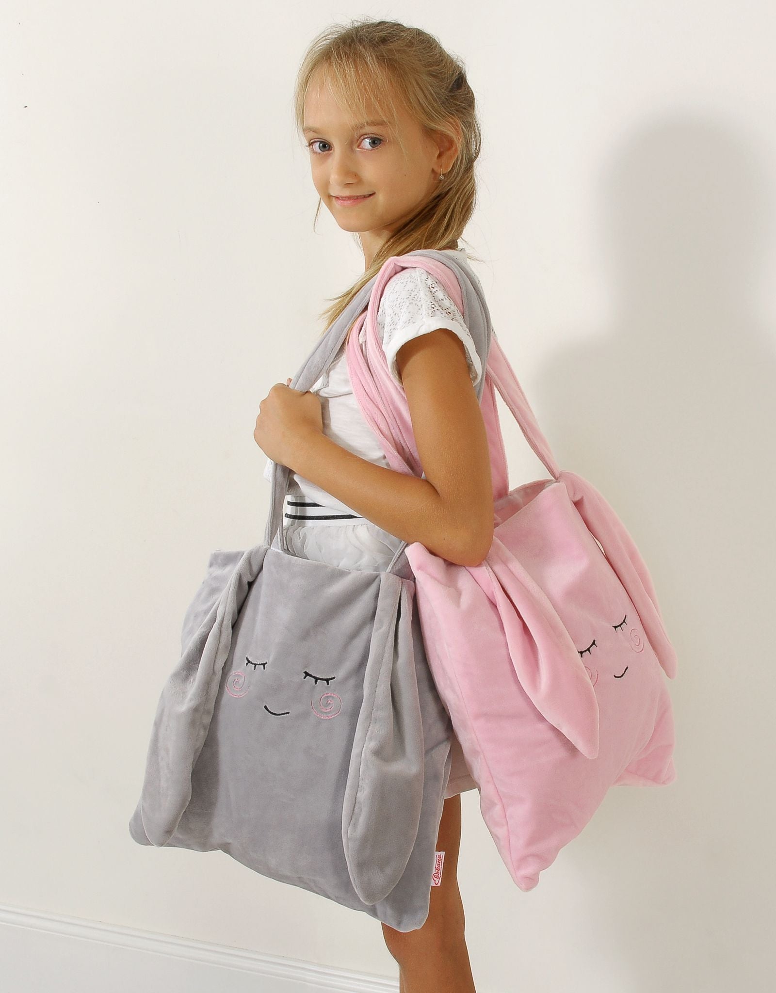 Children's shoulder bag with bunny ears - grey