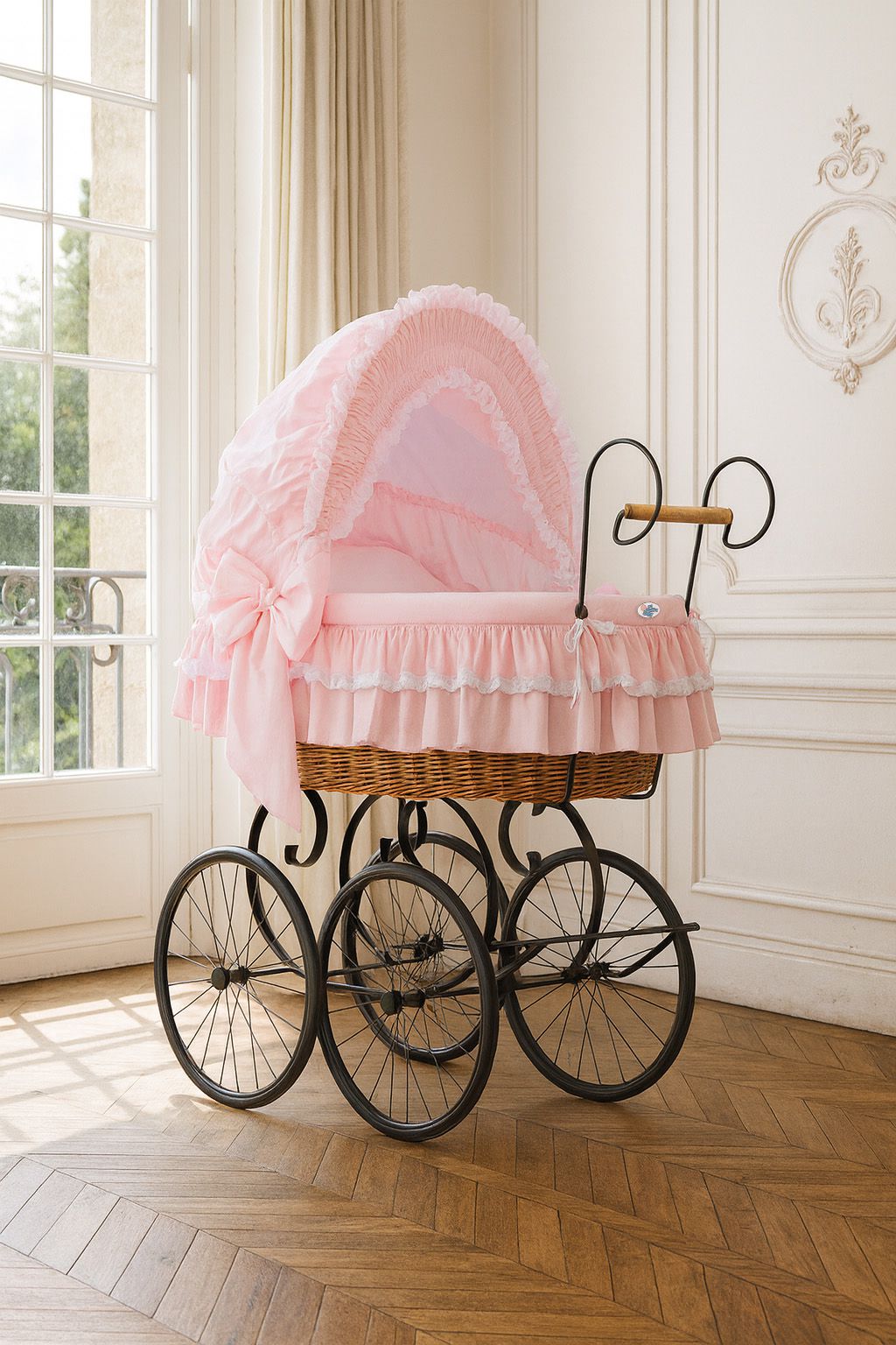 Moses Basket Wicker hood crib Retro wicker crib Victoria - natural + pink bedding