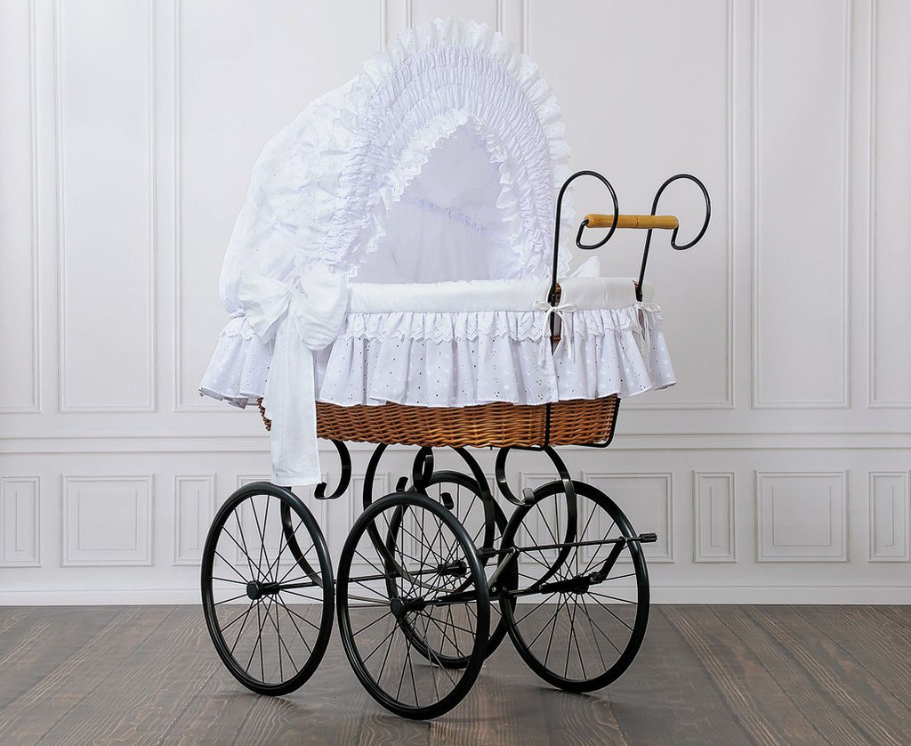 Moses Basket Wicker hood crib Retro wicker crib Charlotte - natural + white bedding