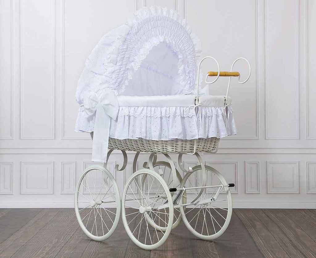Moses Basket Wicker hood crib Retro wicker crib Charlote - white + white bedding