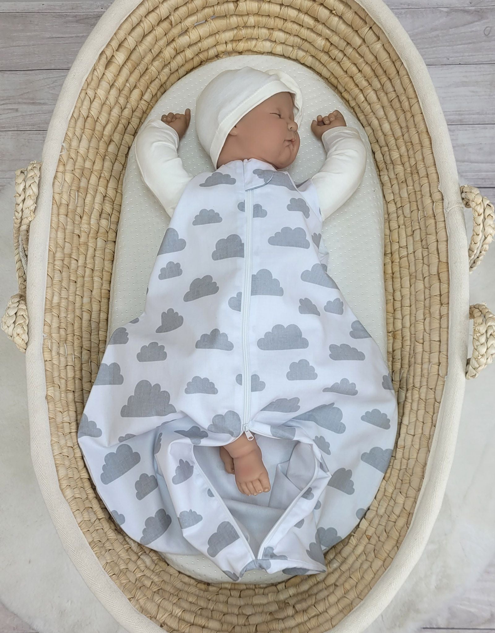 Cotton baby sleeping bag S 0-6 months for summer TOG 1.0 - grey clouds