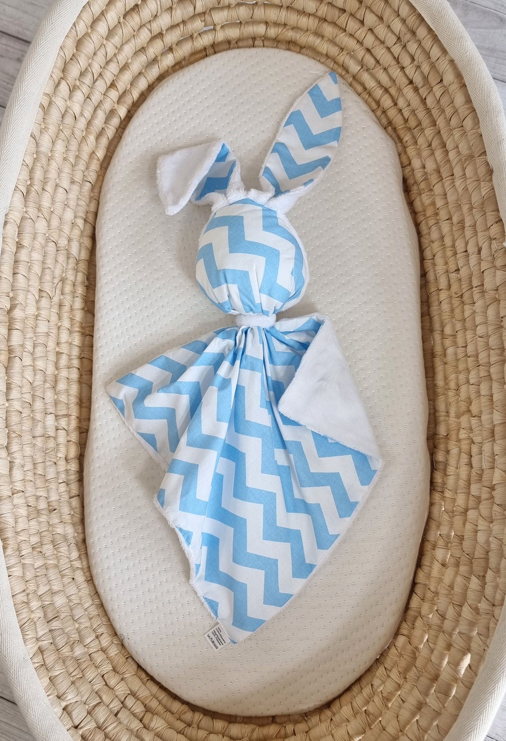 DOUDOU Cuddly bunny double-sided cotton and minky - Blue chevron - white
