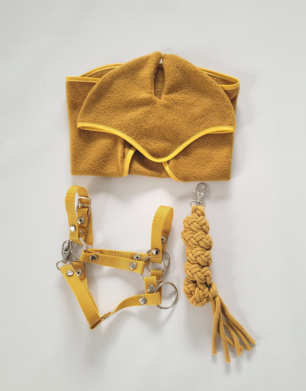 The adjustable halter for Hobby Horse A3 - honey yellow